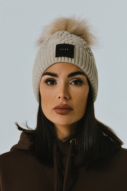 Knitted sapka