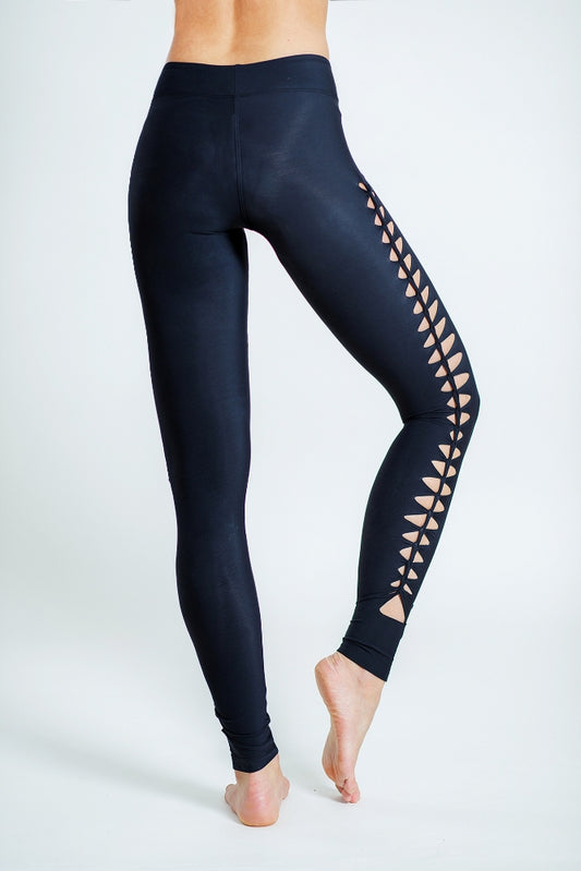Dark Fitness Holey Leggings• Leggingsek • Dark Fitness • Fekete